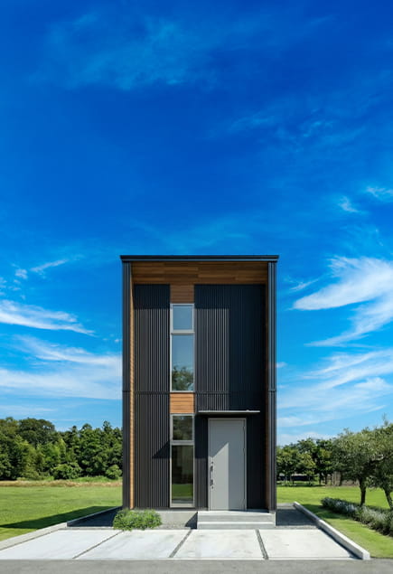 EXTERIOR 07